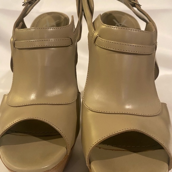 Yves Saint Laurent Harvard 105 platform sandal - Picture 3 of 7